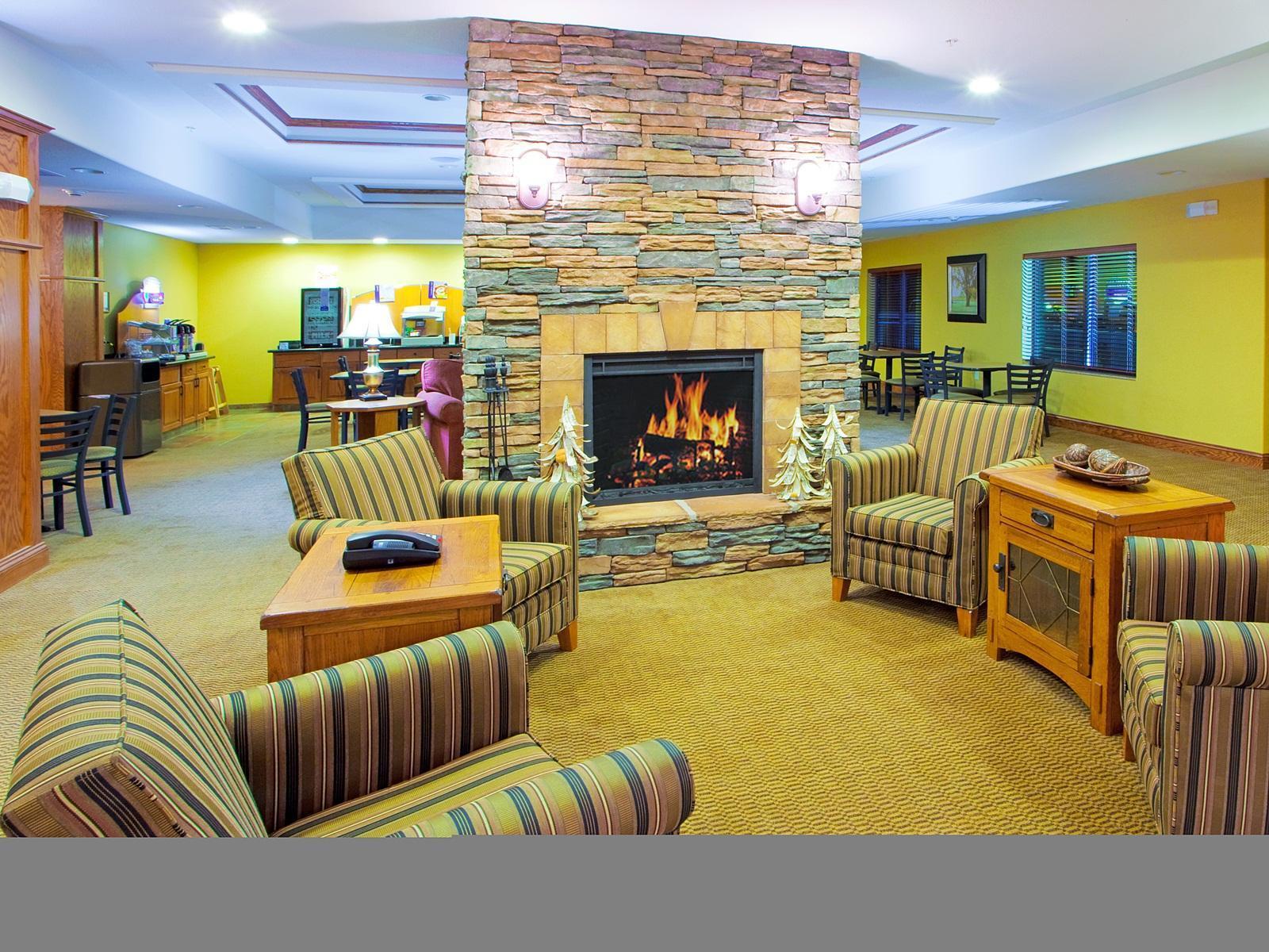 Holiday Inn Express Hotel & Suites Weston By Ihg Bagian luar foto