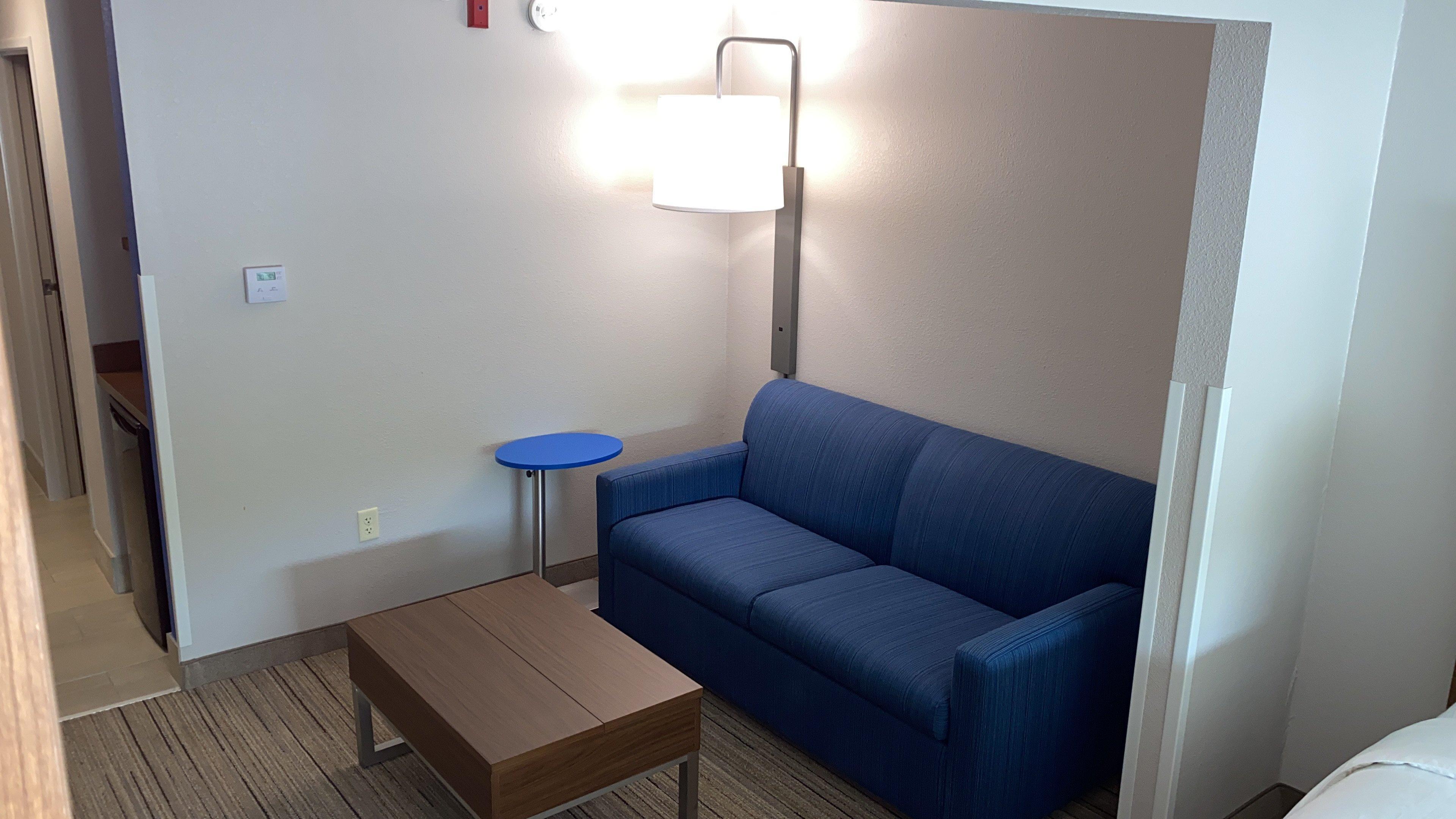 Holiday Inn Express Hotel & Suites Weston By Ihg Bagian luar foto