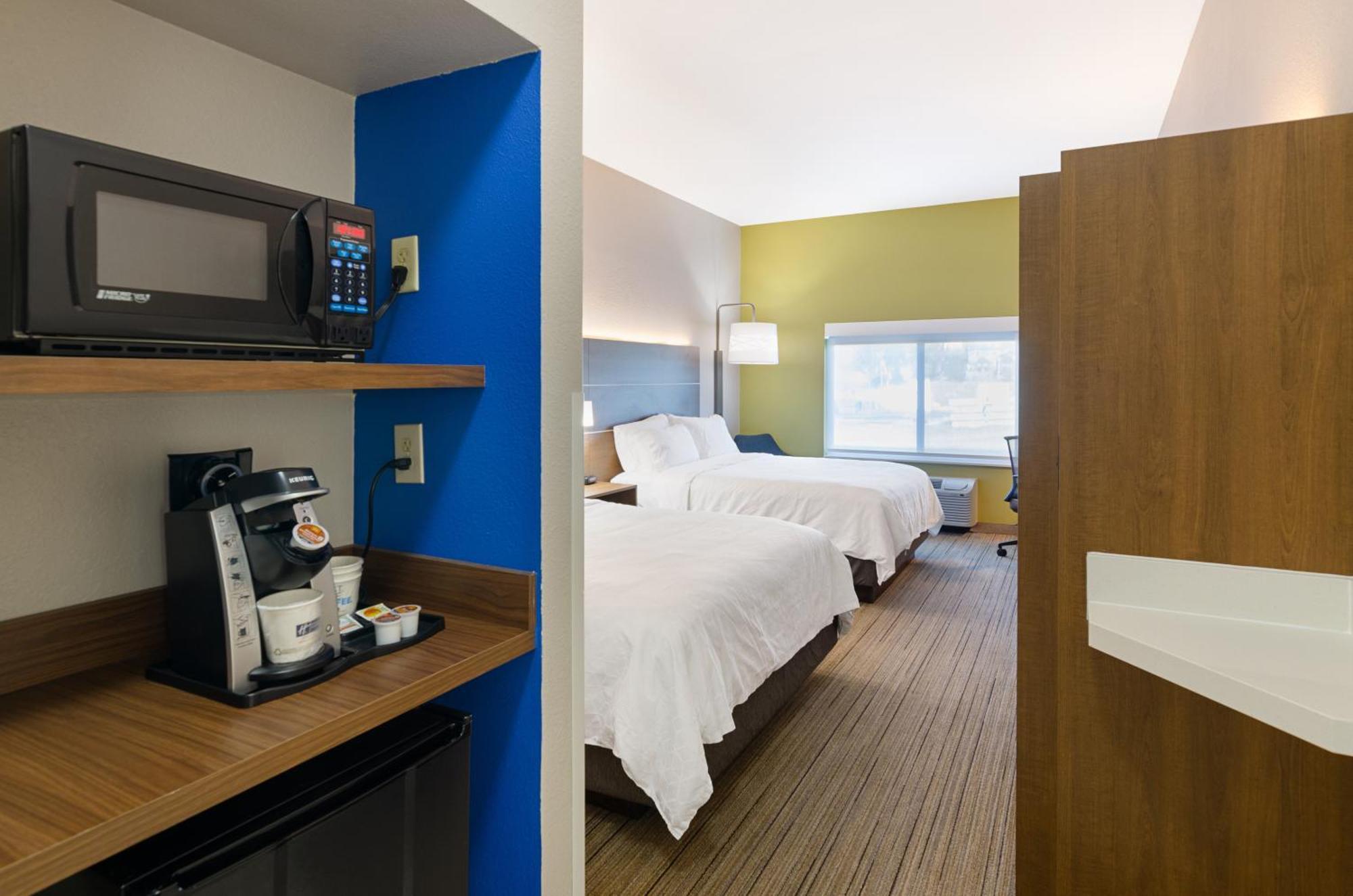 Holiday Inn Express Hotel & Suites Weston By Ihg Bagian luar foto
