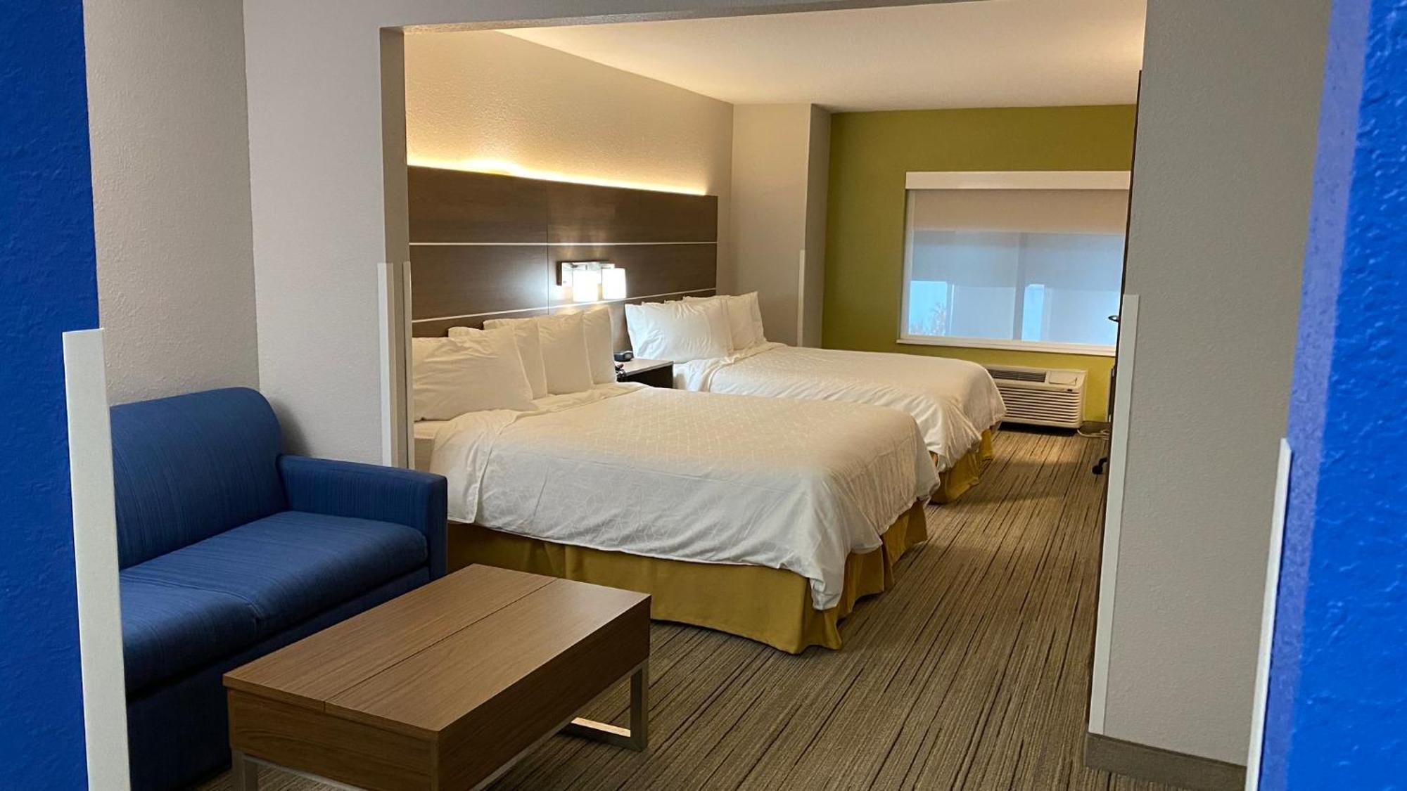 Holiday Inn Express Hotel & Suites Weston By Ihg Bagian luar foto